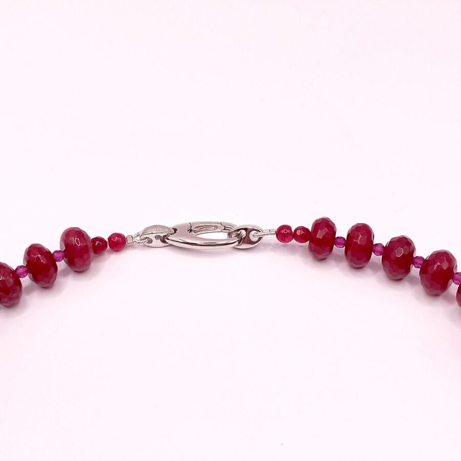collana radici di rubino